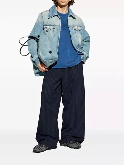 BALMAIN PARIS LOOSE SS T-SHIRT - COD. FH1EG000 BC72 SOS BLEU BLEU BALMAIN PARIS LOOSE SS T-SHIRT - COD. FH1EG000 BC72 SOS BLEU BLEU